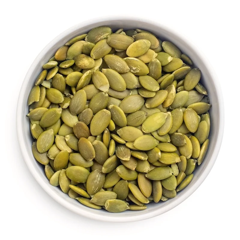 Surowe nasiona dyni w misce