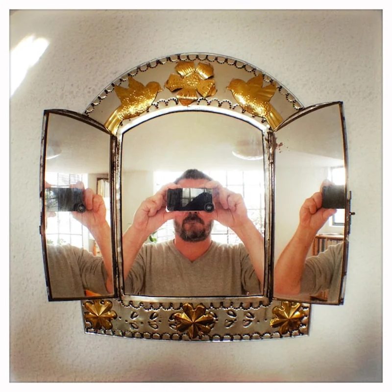 Jak wyczyścić zmatowiałe lustro? Sprawdzone porady fachowców